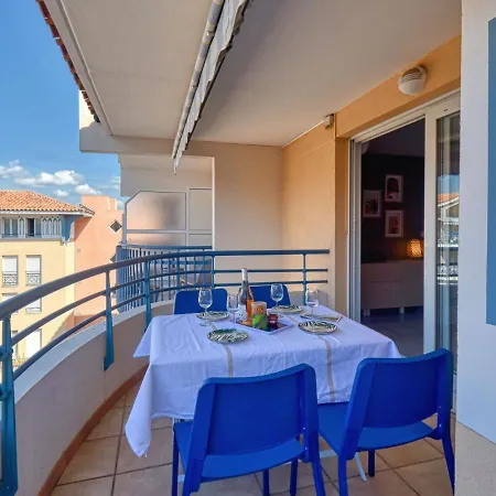 Apartment Le Paladien By Interhome Frejus
